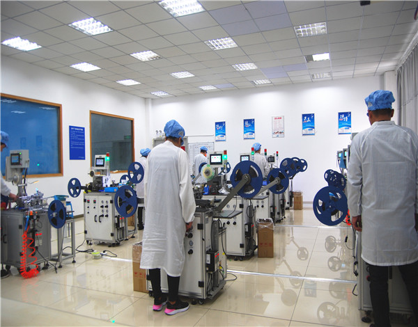 載帶包裝 電子元器件的精密物流守護者
